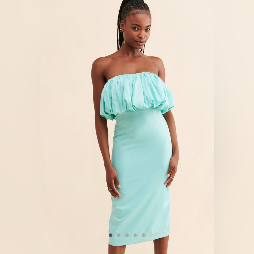 Elegant Strapless Aqua Dress
